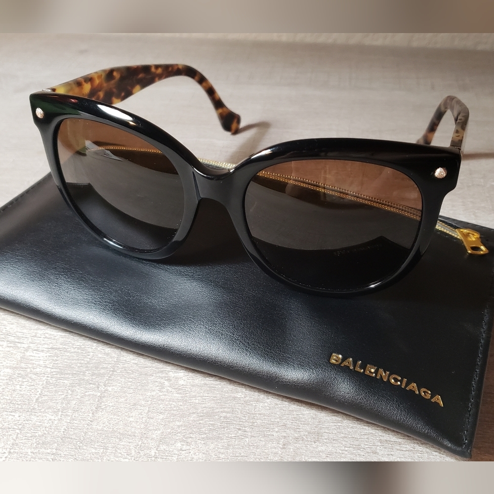 BALENCIAGA Sunglasses